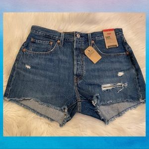 Levi’s 501 Denim Shorts - NWT - Size 31